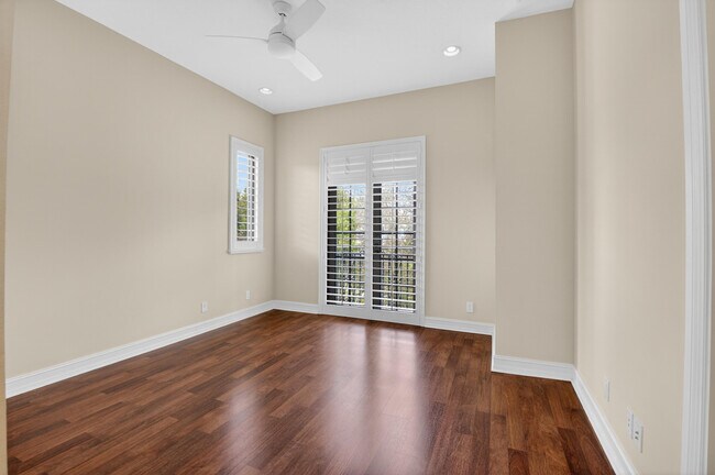 Building Photo - 17921 Villa Club Way