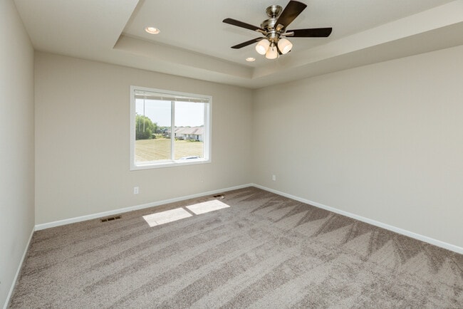 Building Photo - 306 SE 30th