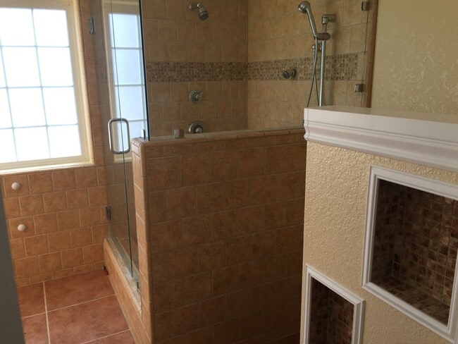 Building Photo - 3 Bed 2 Bath House in Bear Valley Springs!