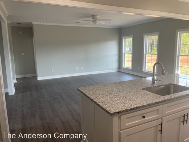 Building Photo - 3 br, 2.5 bath House - 116 Chapel Court