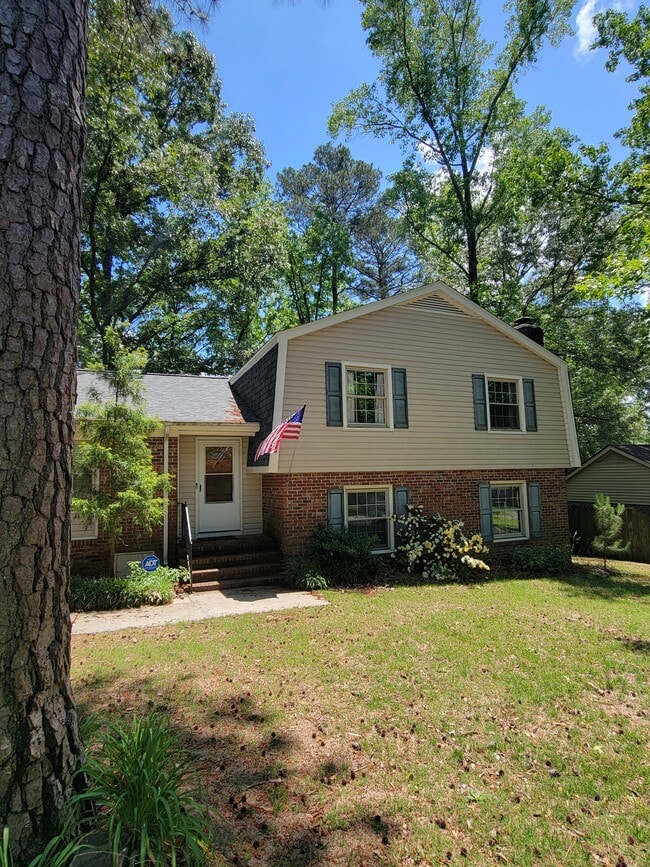 Building Photo - 268 Waxhaw Dr