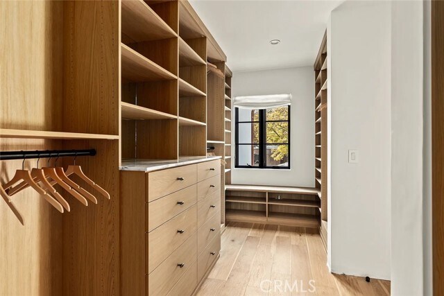 Building Photo - 738 San Lorenzo St