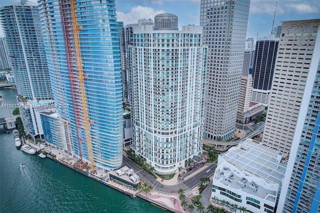 Building Photo - 300 S Biscayne Blvd