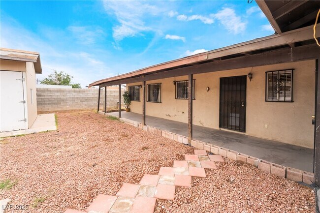 Building Photo - 1733 Michael Way
