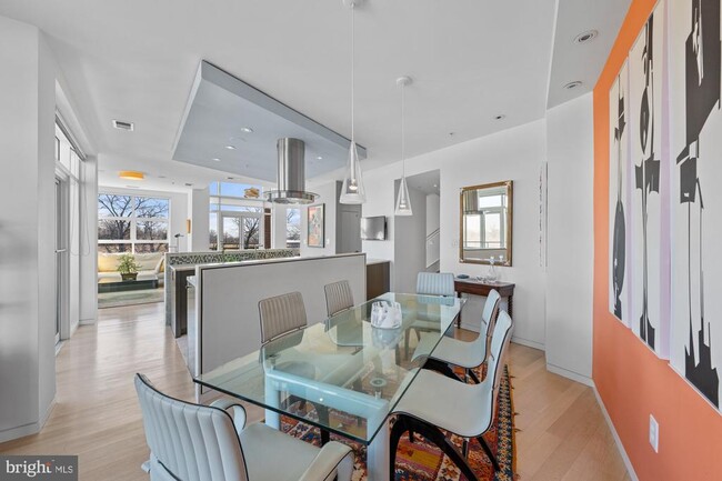 Building Photo - 4750 41st St NW