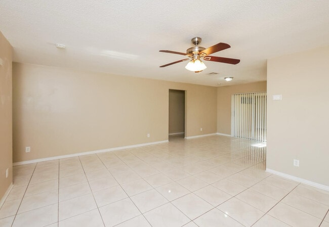 Building Photo - 3710 N 54th Ave