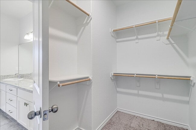 Building Photo - 8010 Calma St