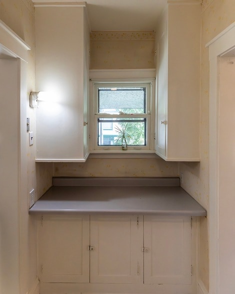 Building Photo - 202 Ridgeland Ave