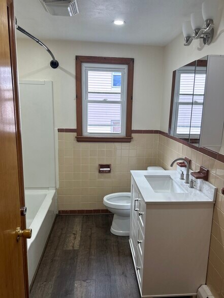 Building Photo - 46 Federal Cir