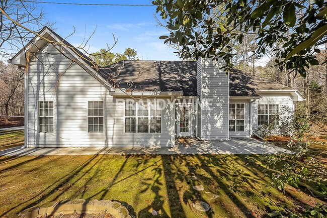 Building Photo - 165 White Oak Wy