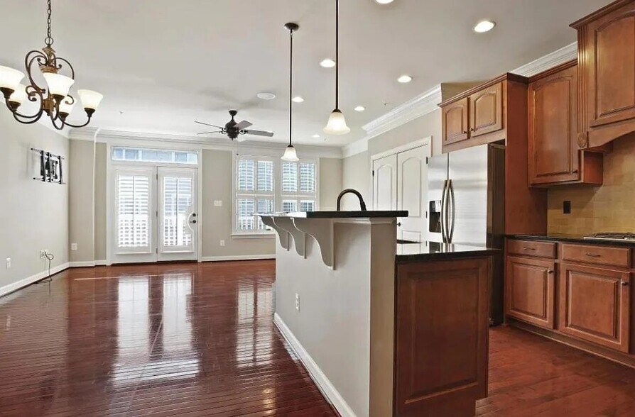Building Photo - 342 White Ash Pl