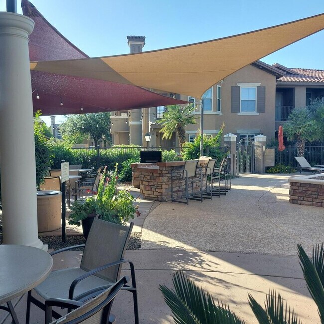 Building Photo - 14250 W Wigwam Blvd