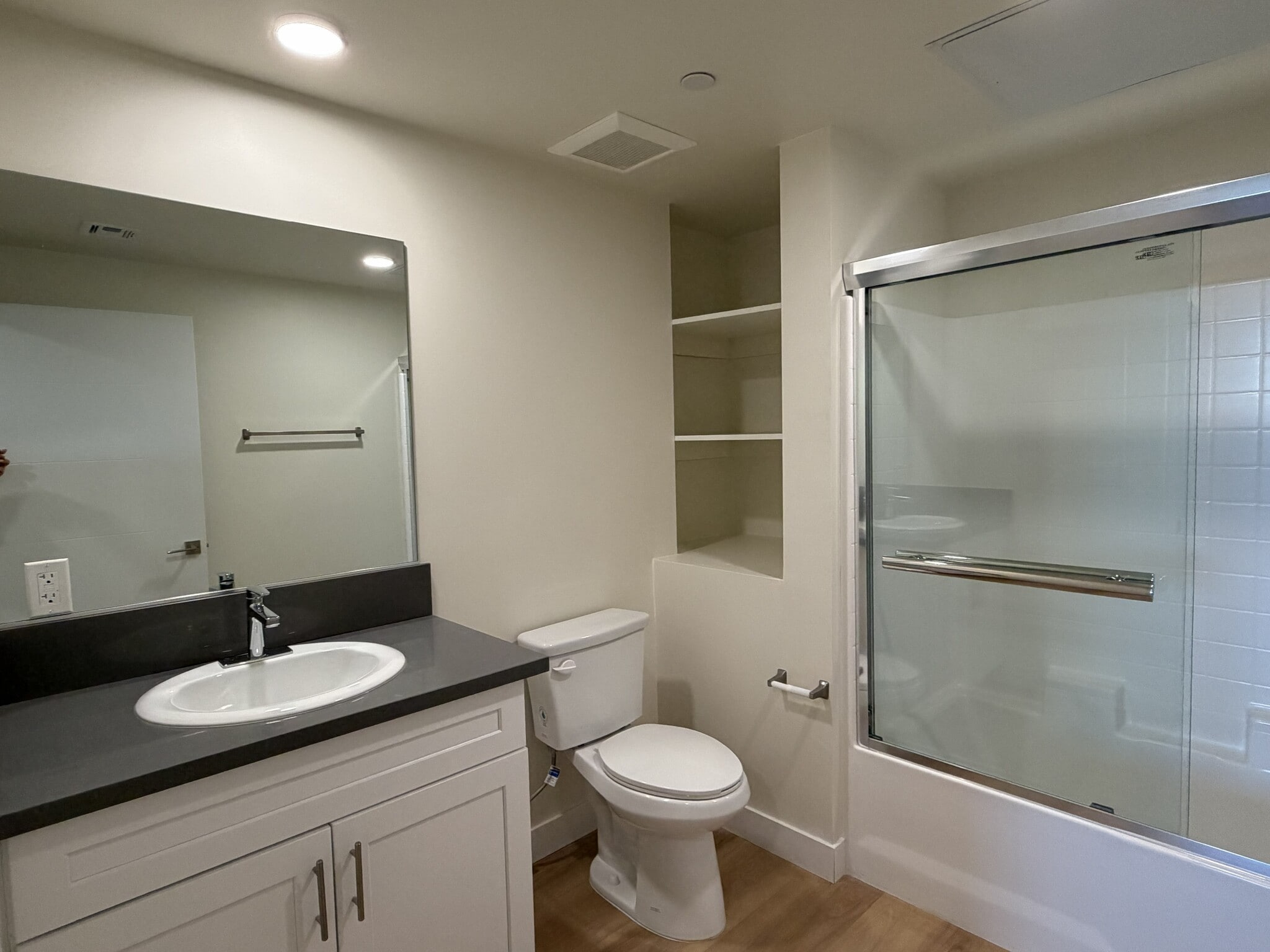 Building Photo - 14535 Weddington St