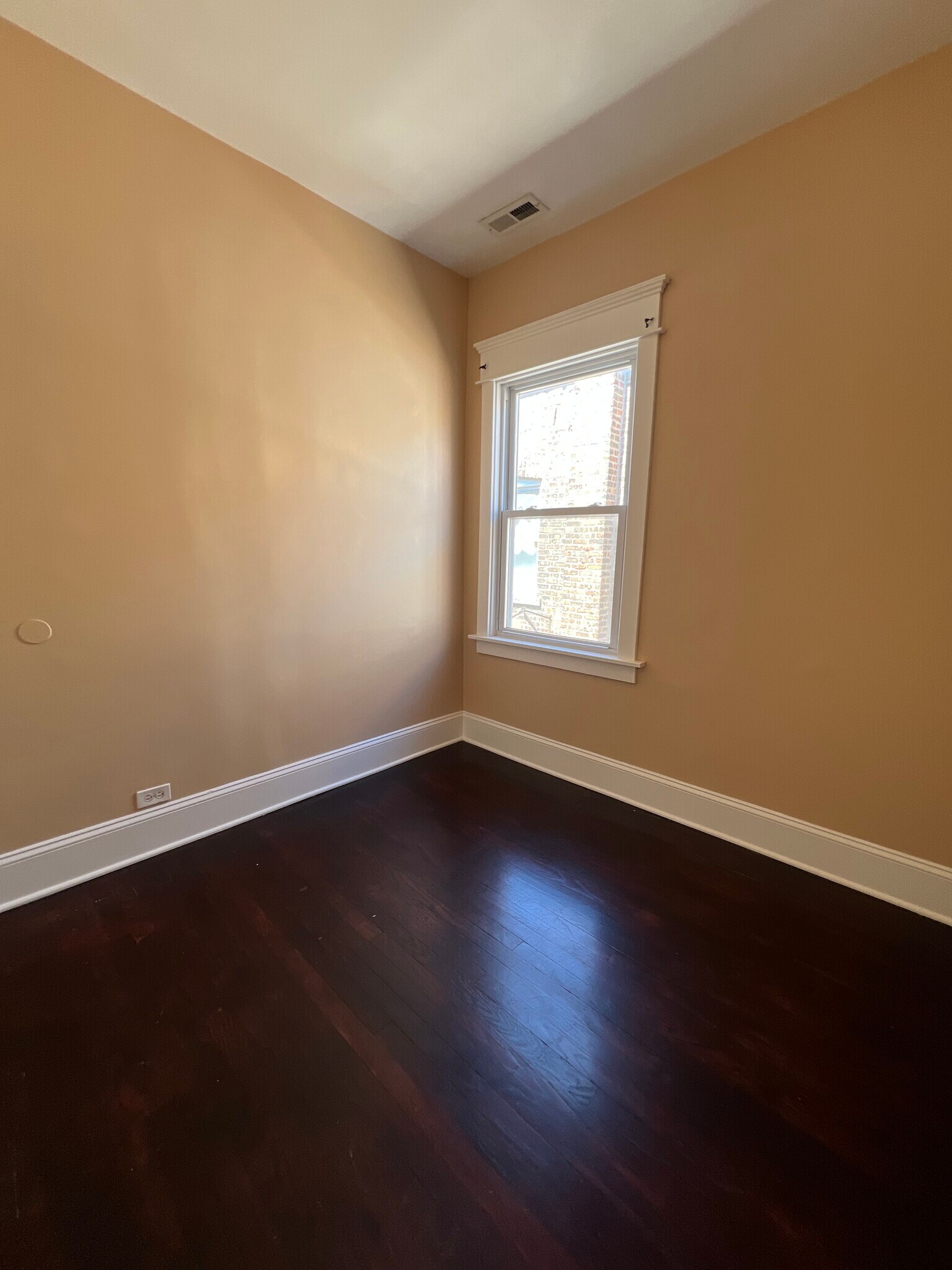 Building Photo - 1828 S 58th Ave