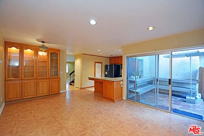 Building Photo - 10051 Valley Circle Blvd