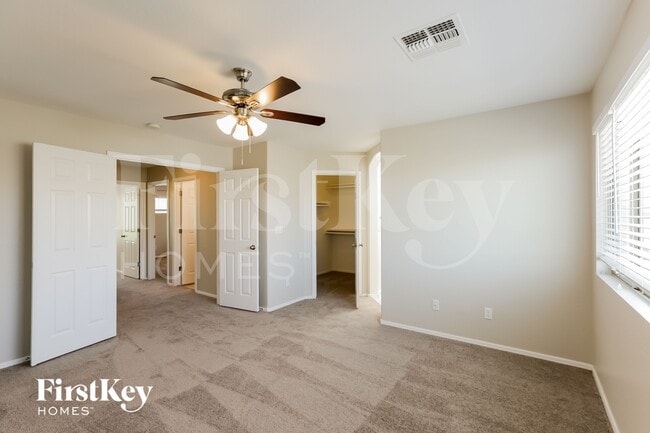 Building Photo - 3526 W Monte Way