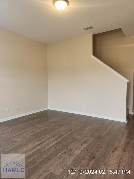 Building Photo - 73 Labrador Ln