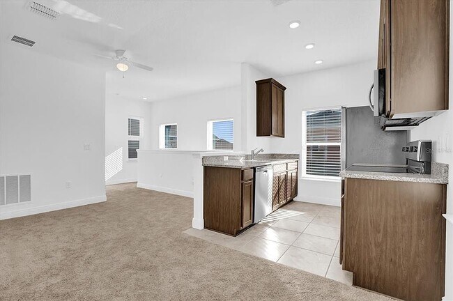 Building Photo - 3008 Mirage Pl