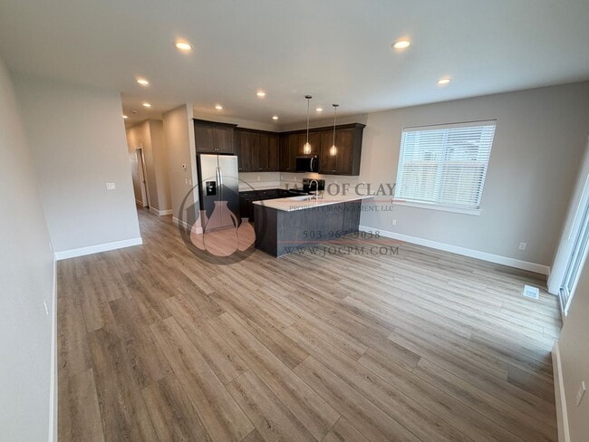 Building Photo - 1333/1335 Oppek St NE #2023-LL765