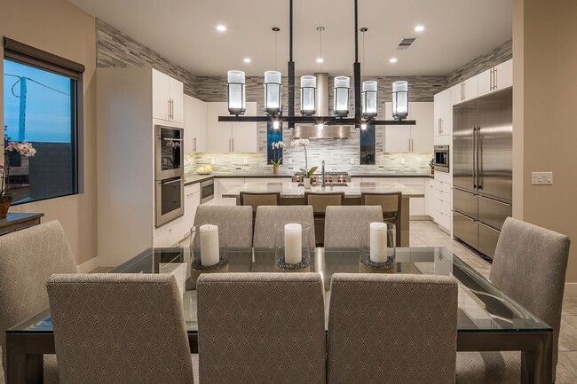 Building Photo - Luxury Home located in The Ridges of Summe...
