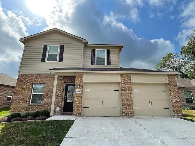 Building Photo - 1687 Twin Estates Dr