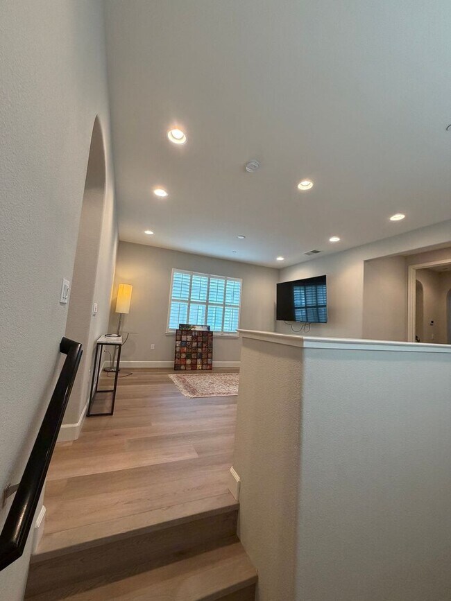 Building Photo - Beautiful 4-Bedroom Home for Lease in San Ramon’s Desirable 94582
