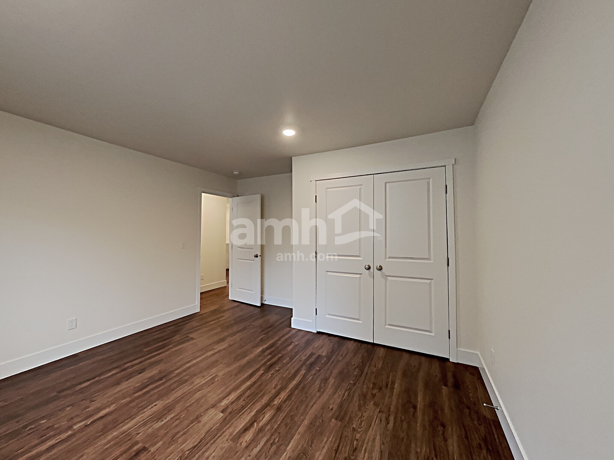 Building Photo - 12404 83rd Ave E