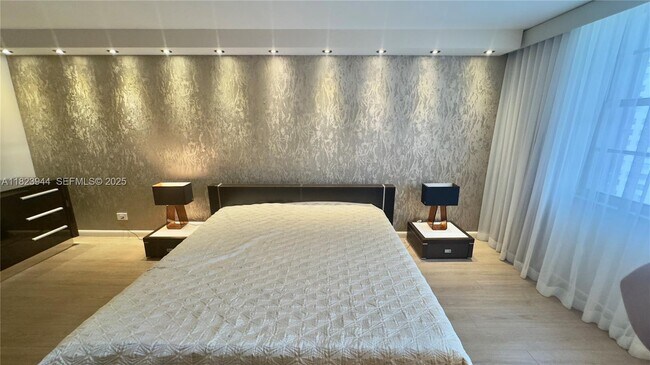 Building Photo - 251 174th St