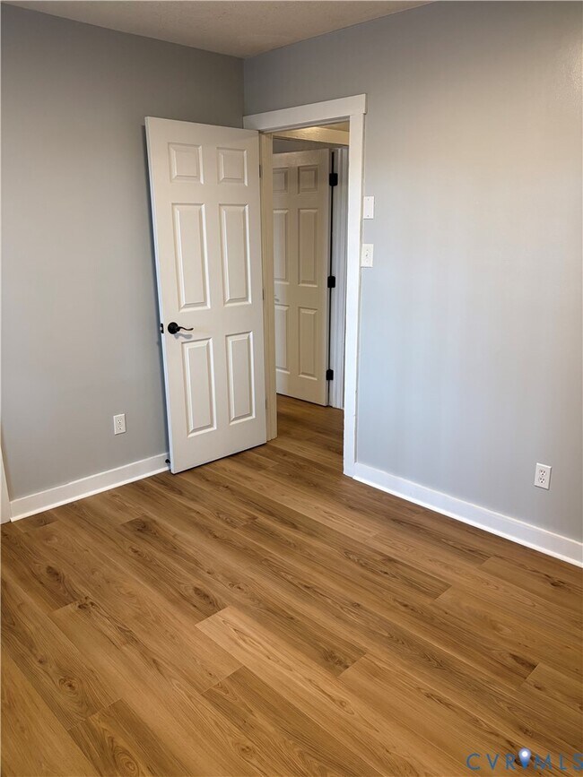 Building Photo - 1835 Jeter Rd