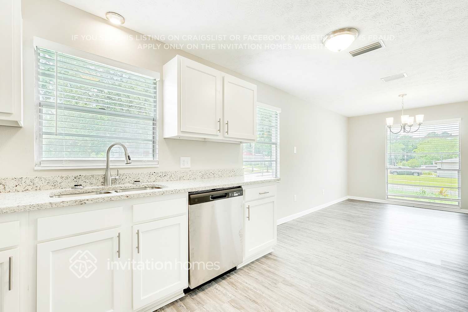 Building Photo - 401 Libra Ln