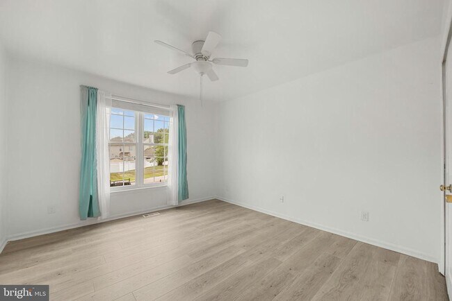 Building Photo - 2985 Marsh Hawk Dr