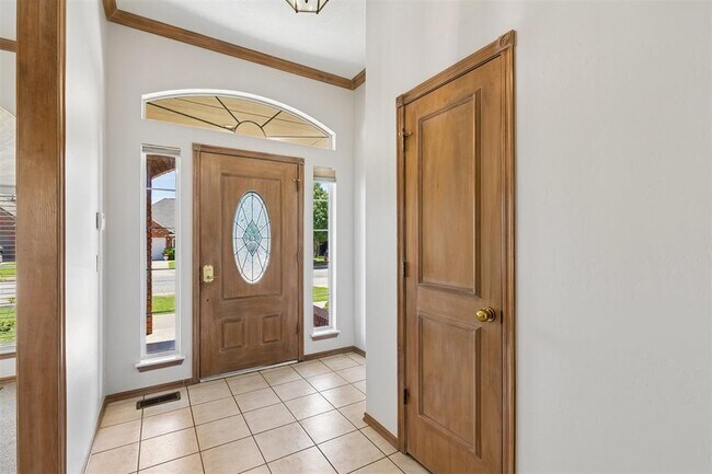 Building Photo - 2725 Blue Quail Pass