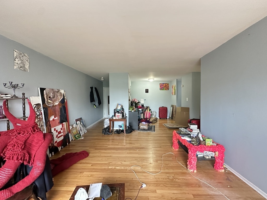 Building Photo - 1515 W Morse Ave
