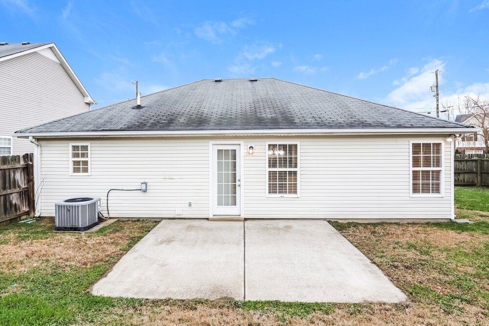 Building Photo - 8009 Maggie Ct