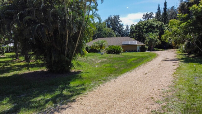 Primary Photo - 1974 SW St Andrews Dr