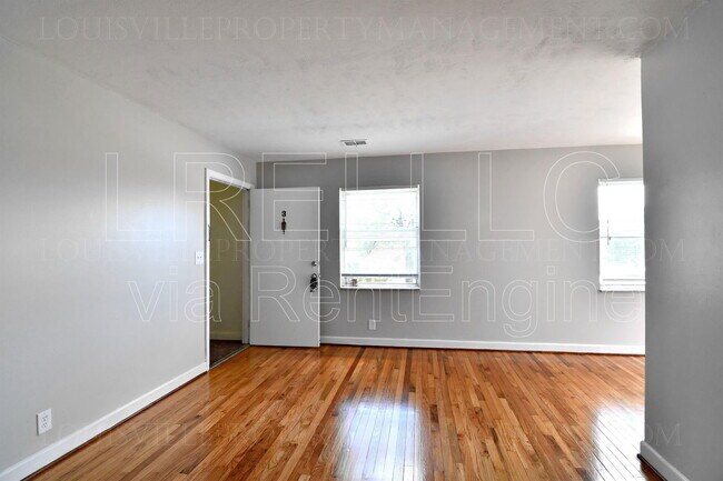Building Photo - 8801 Malvern Hill Rd