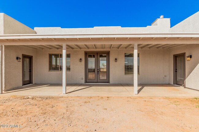 Building Photo - 24431 W Horned Owl Trail