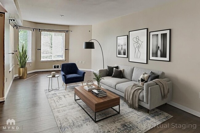 Building Photo - 2530 15th Ave W