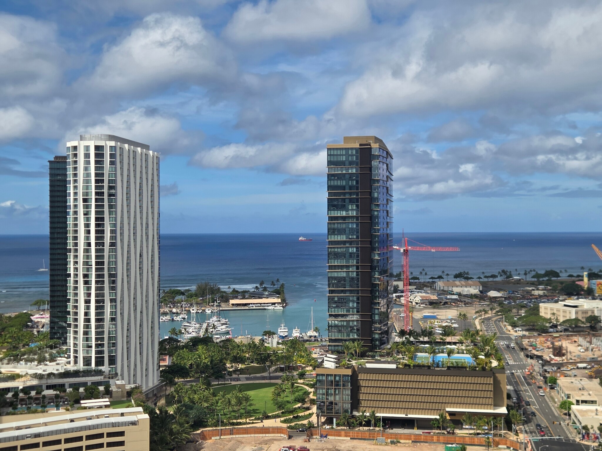 Building Photo - 909 Kapiolani Blvd