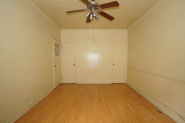 Bedroom - The Old Heidelberg