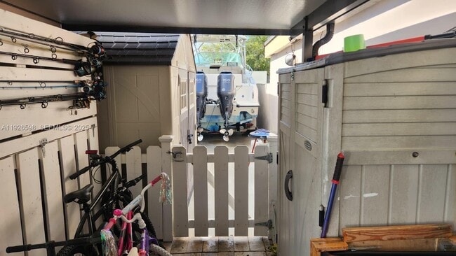 Building Photo - 11521 SW 80th Terrace