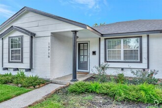 Building Photo - 15710 Sea Lark Rd