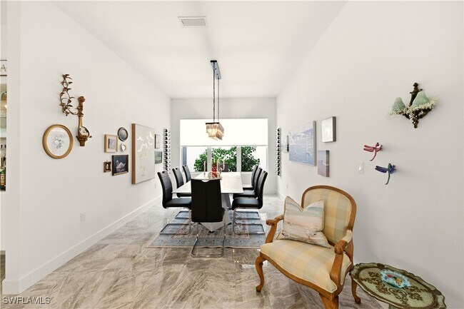 Building Photo - 11899 Gardenia Ave