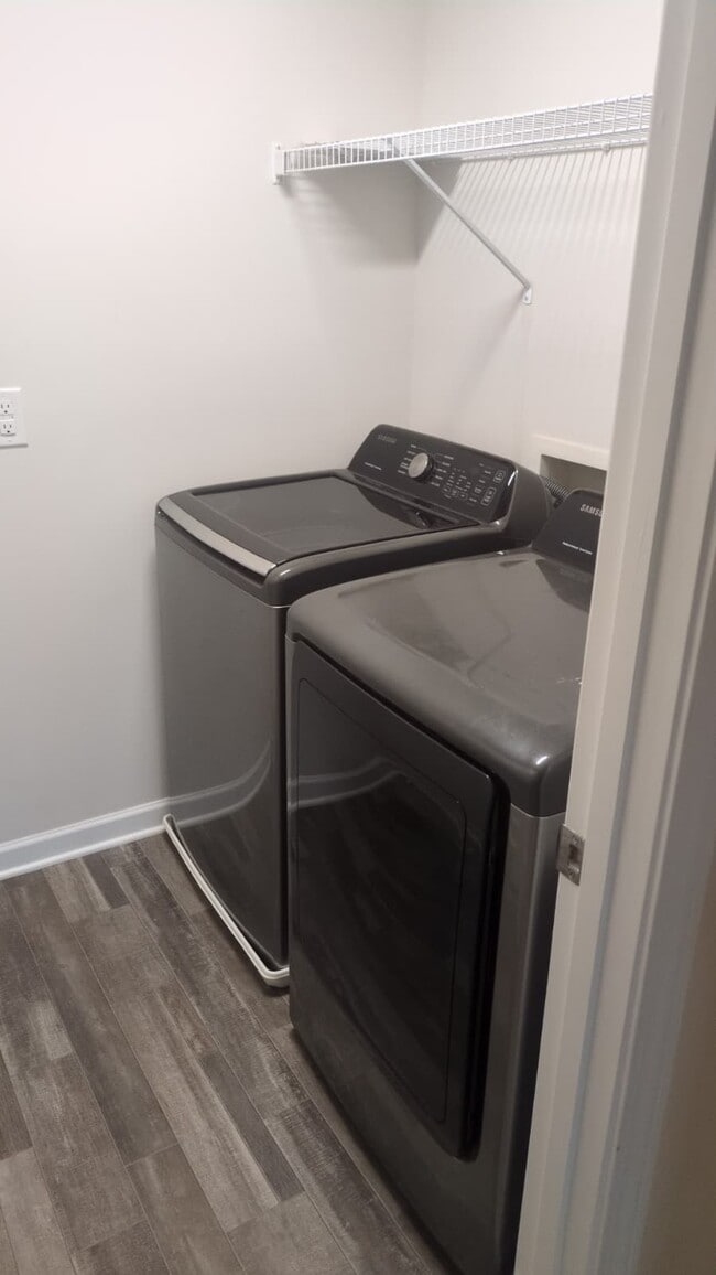 Building Photo - 784 Amarra Dr