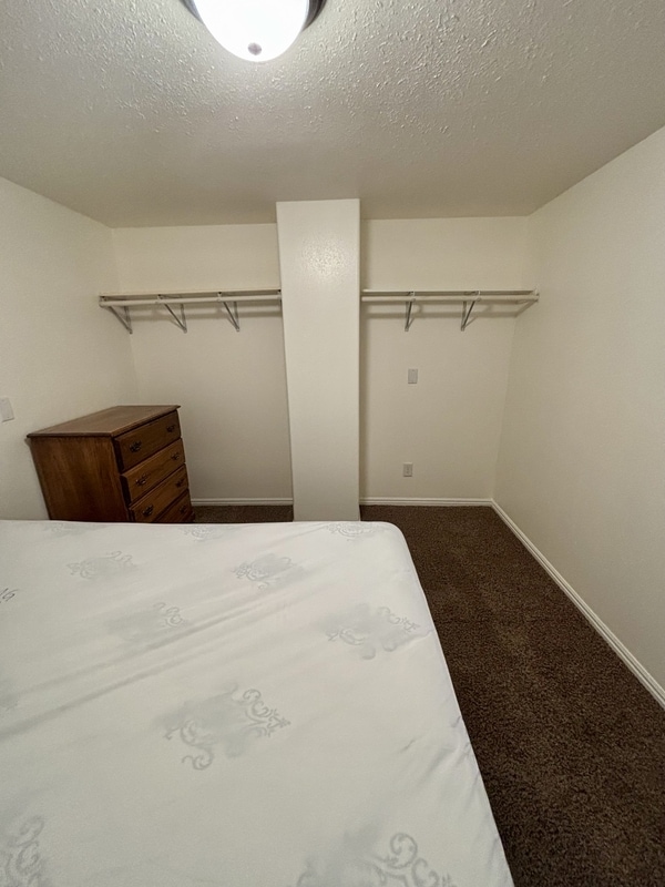 Building Photo - 1643 S State St