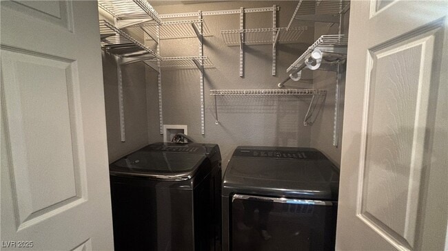 Building Photo - 6848 Baby Jade Ct