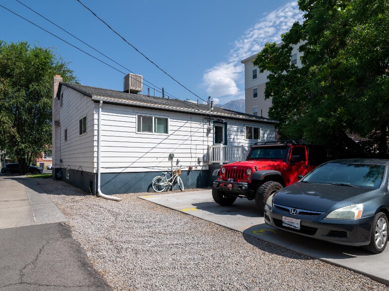 Building Photo - 544 E 600 N