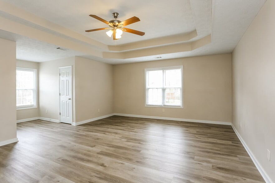 Building Photo - 2601 Branson Pl SW