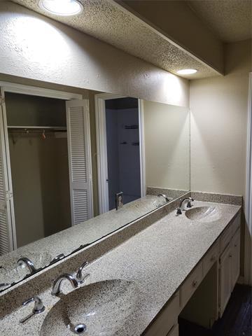 Building Photo - 3612 Spring Meadows Dr