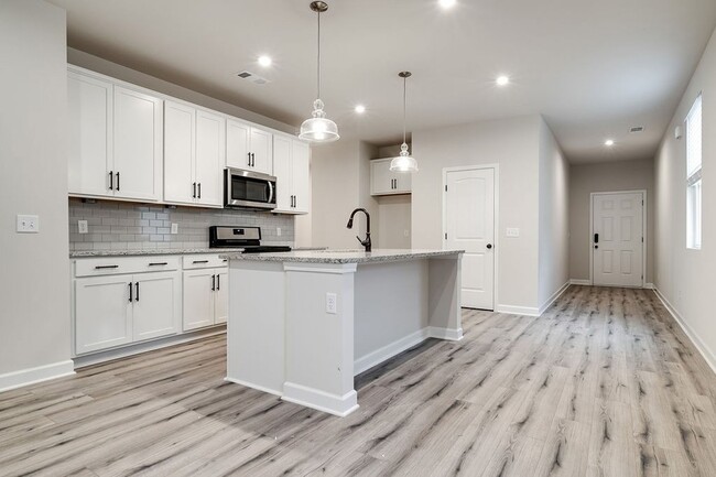 Building Photo - 4296 Socata Ct